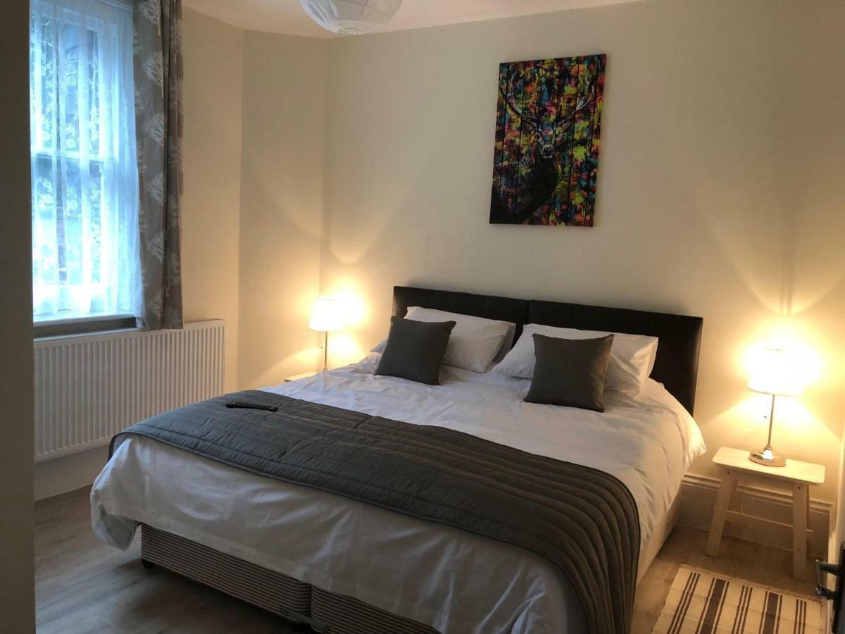 Good Intent Rooms Waltham Abbey Exterior foto